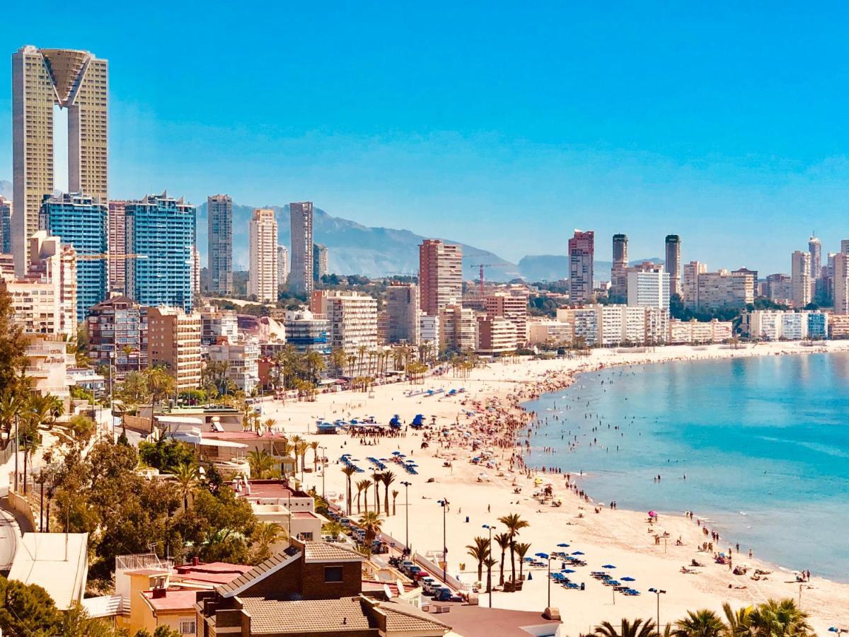 Luxurioeses Apartment In Benidorm Mit Pool Exterior foto